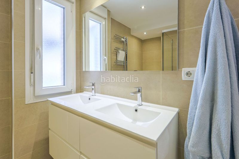 Foto bc7bd77b-c5f5-4b4d-83b5-60d74605e5e5. Pis amb calefacció aparcament piscina a Pilar Madrid