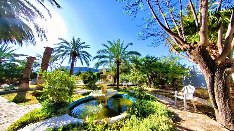 Foto 76073a5d-0b3c-4d9d-b2bd-e0e2372c8786. Casa amb calefacció aparcament piscina a Campo Alto-Club de Campo Elda
