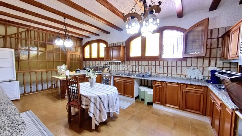 Foto b948c696-dadd-4150-b7f3-aa1cfe963a0a. Casa amb calefacció aparcament piscina a Campo Alto-Club de Campo Elda