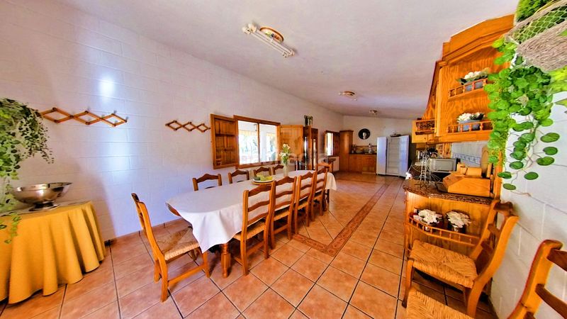Foto dd60bd55-f768-4e84-95ab-967c51657073. Casa amb calefacció aparcament piscina a Campo Alto-Club de Campo Elda