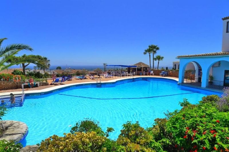 Foto af7c2844-767e-4771-abff-a12e597fbdad. Àtic amb calefacció piscina a Capistrano Nerja