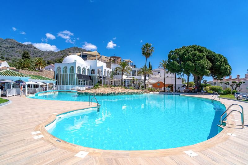 Foto b108b095-1e4d-494f-a8ee-3578fa1240be. Àtic amb calefacció piscina a Capistrano Nerja