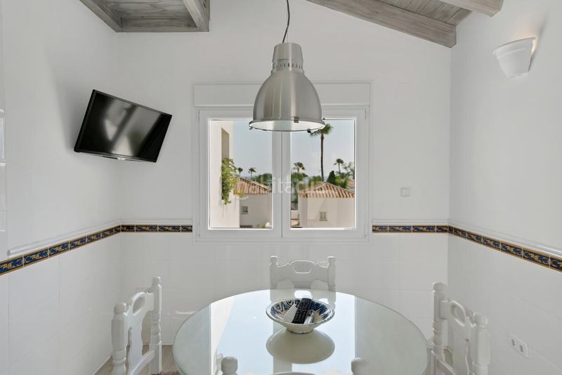 Foto bd666824-058b-4491-8736-19e8aa981974. Pis amb calefacció aparcament piscina a bahía de Marbella Marbella
