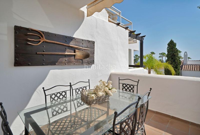 Foto e84dc8b8-fc8b-4c83-a0ca-f5988d61b85f. Pis amb calefacció aparcament piscina a bahía de Marbella Marbella