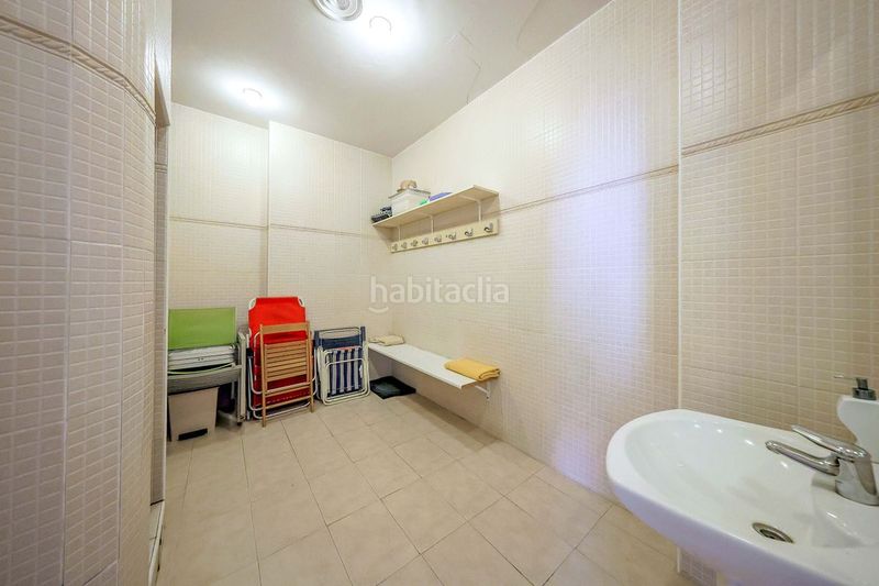 Foto a174fafe-8b5a-420c-b4c5-4cc780094c18. Pis amb calefacció aparcament piscina a Sanchinarro Madrid