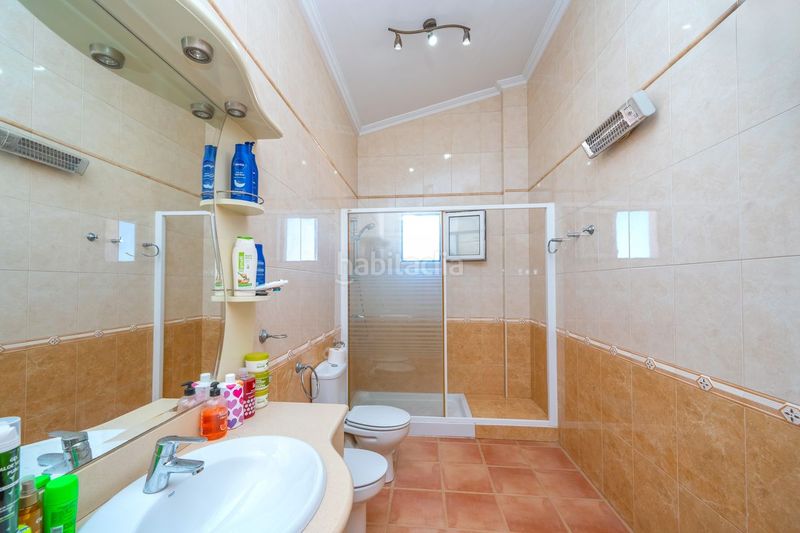 Foto ac292cb8-01cc-4017-9e9b-129267b77f7d. Edifici a Espinardo Murcia