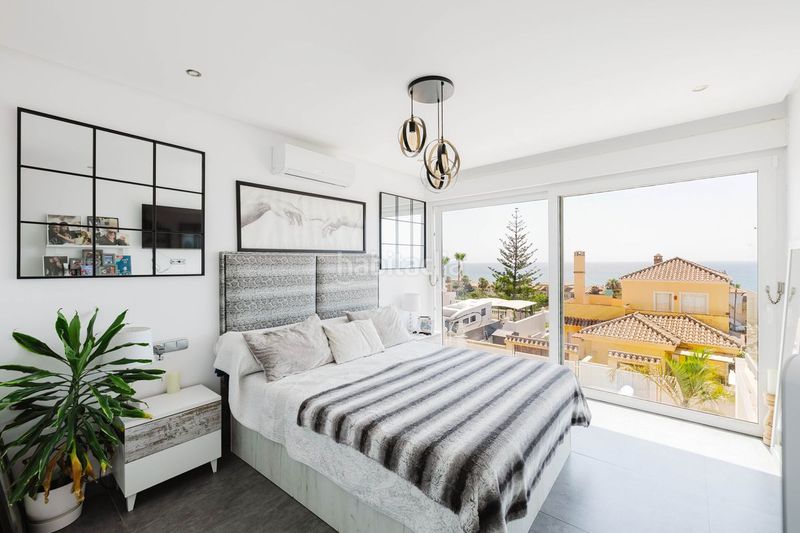 Foto 489a8a76-be65-42a3-935e-fbf984060a02. Casa amb calefacció piscina a Buenas Noches Estepona