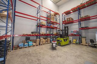Fabrikhalle  Carrer des manyans