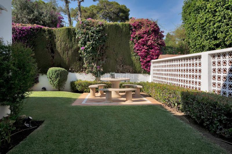 Foto 3d4c0395-f259-40f0-8694-ee76ec71b63e. Casa amb calefacció aparcament piscina a Los Monteros Marbella