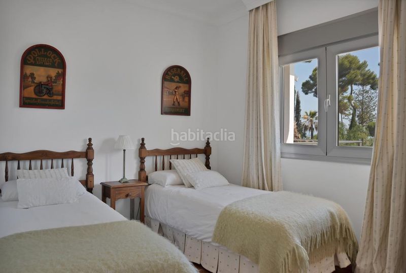 Foto b3720125-e80f-4f4e-8b7c-de6193df01f3. Casa amb calefacció aparcament piscina a Los Monteros Marbella