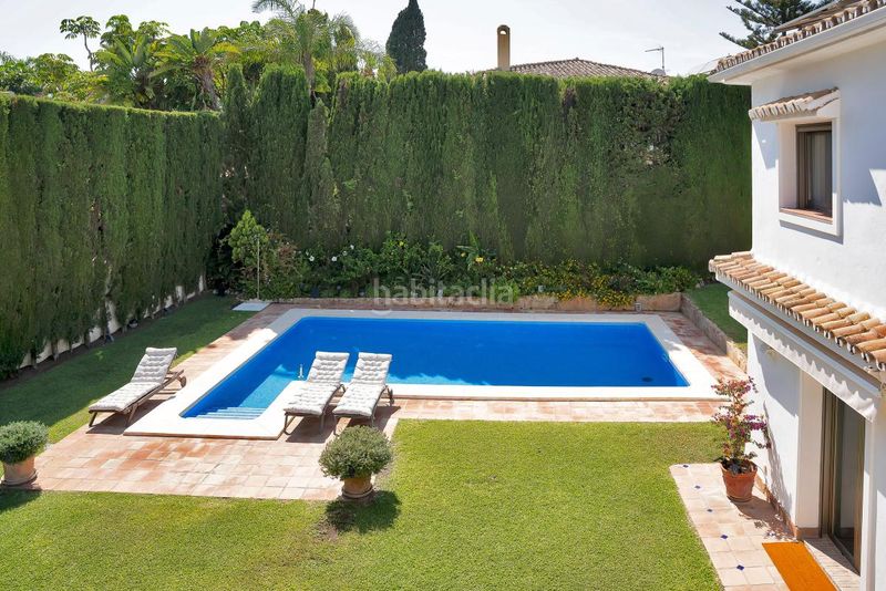 Foto ee676494-79a0-47c4-85b5-6a78b721aada. Casa amb calefacció aparcament piscina a Los Monteros Marbella
