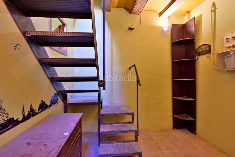 Foto 00df6fa1-147f-44d7-bd67-6603d7e501e4. Àtic amb calefacció a Raval Barcelona