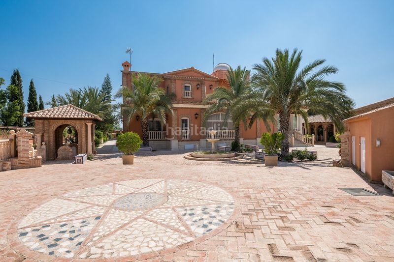 Foto 49a285e5-d41b-4f73-8209-54b640f3a92c. Casa amb calefacció aparcament piscina a Jubalcoi Elche / Elx