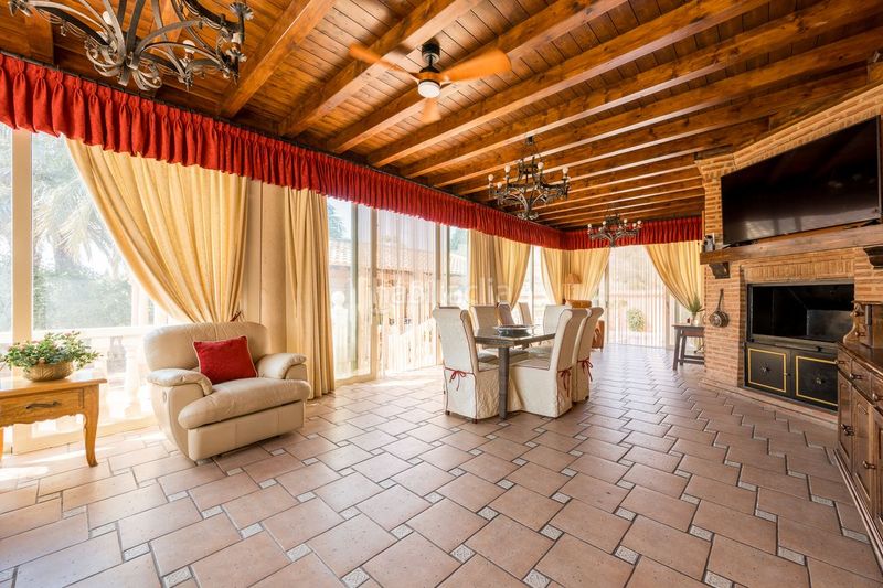 Foto f7c811dd-dd38-43bd-8751-3c0b51c3c800. Casa amb calefacció aparcament piscina a Jubalcoi Elche / Elx