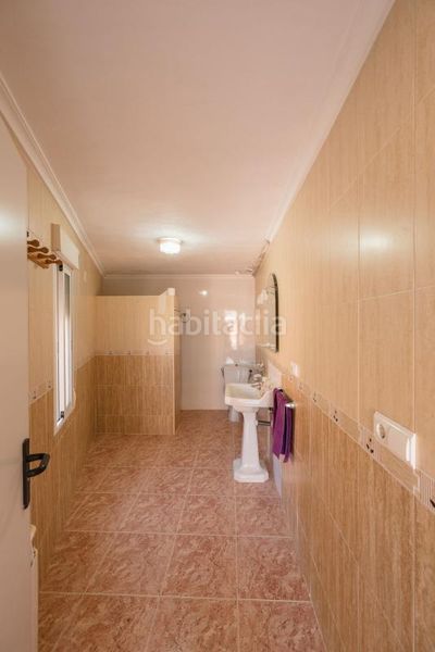 Foto ff364527-a225-4bfd-b7a6-47c3d1b7d5c7. Casa amb calefacció aparcament piscina a Jubalcoi Elche / Elx