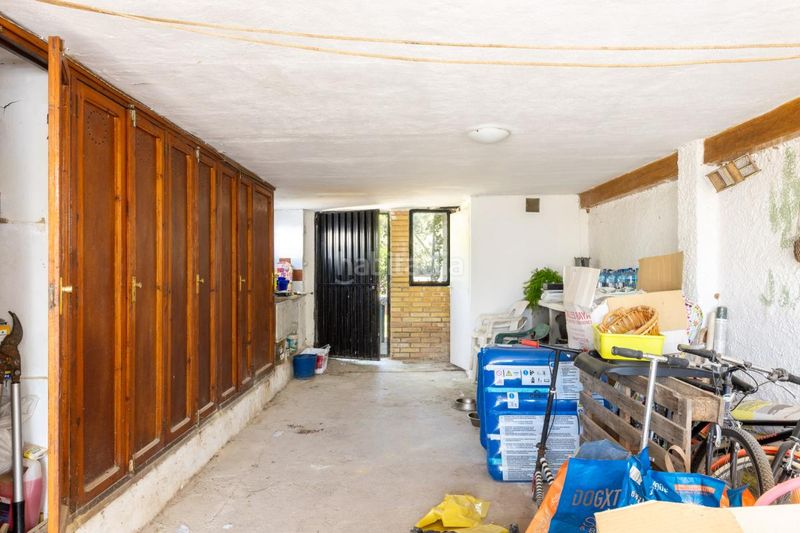Foto 055c76c3-3a84-4b8f-aa49-ba5a5111029c. Casa amb calefacció aparcament piscina a Camí de Paterna-Lloma del Calderer Bétera