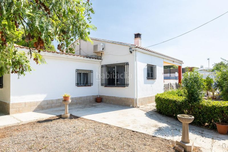 Foto 8a3b7f6a-e1c4-4cad-95b8-4b789fe81696. Casa amb calefacció aparcament piscina a Camí de Paterna-Lloma del Calderer Bétera
