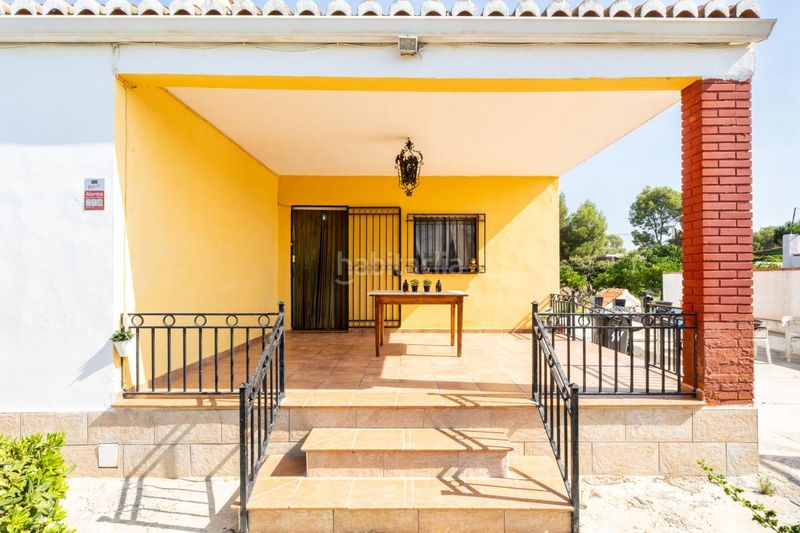 Foto 9399ea76-e533-42d0-9e5a-d4a0dbe09547. Casa amb calefacció aparcament piscina a Camí de Paterna-Lloma del Calderer Bétera