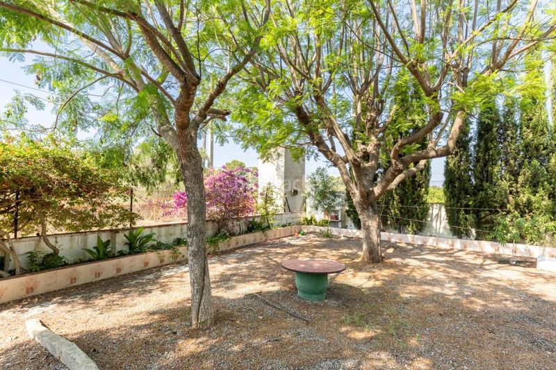 Foto cd3f2146-3a3b-4a4c-9784-651e063afd79. Casa amb calefacció aparcament piscina a Camí de Paterna-Lloma del Calderer Bétera