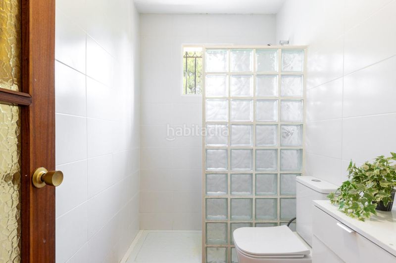 Foto f381a96b-73bd-427b-9a61-aaf491b00a82. Casa amb calefacció aparcament piscina a Camí de Paterna-Lloma del Calderer Bétera