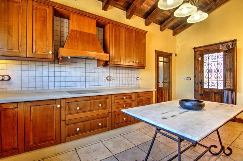 Foto 763539c0-f2a7-4381-94df-03746b5152aa. Casa amb calefacció aparcament piscina a Catral