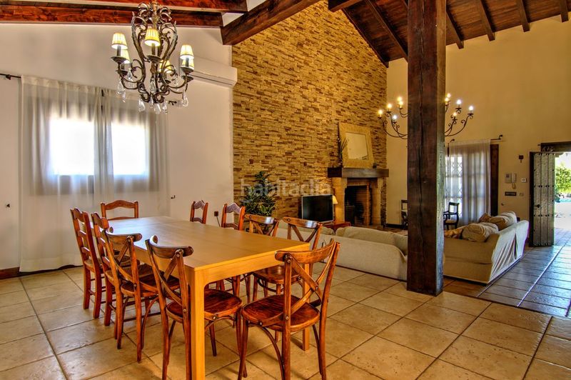 Foto f9ad0b5e-b9a5-48af-b70e-54005550eaf4. Casa amb calefacció aparcament piscina a Catral