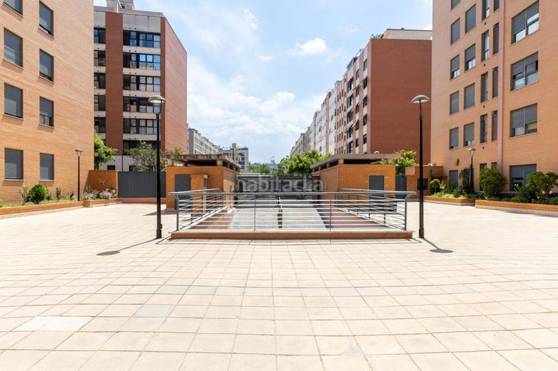 Foto c579470d-bf7d-47c2-992c-fb3f9fee9df6. Pis amb calefacció aparcament piscina a Nou Benicalap Valencia