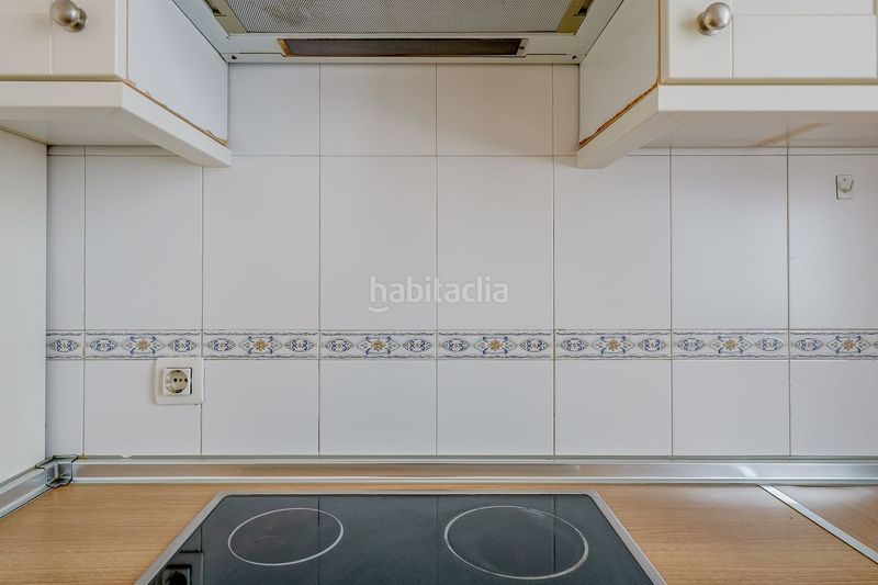 Foto a492455f-6791-49de-87e8-e7a3624a42e8. Pis amb calefacció a Gaztambide Madrid