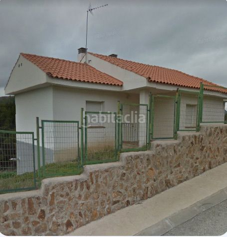 Foto a963455e-8a4f-4395-a8e8-f6a336931a15. Casa amb calefacció aparcament a Ambite
