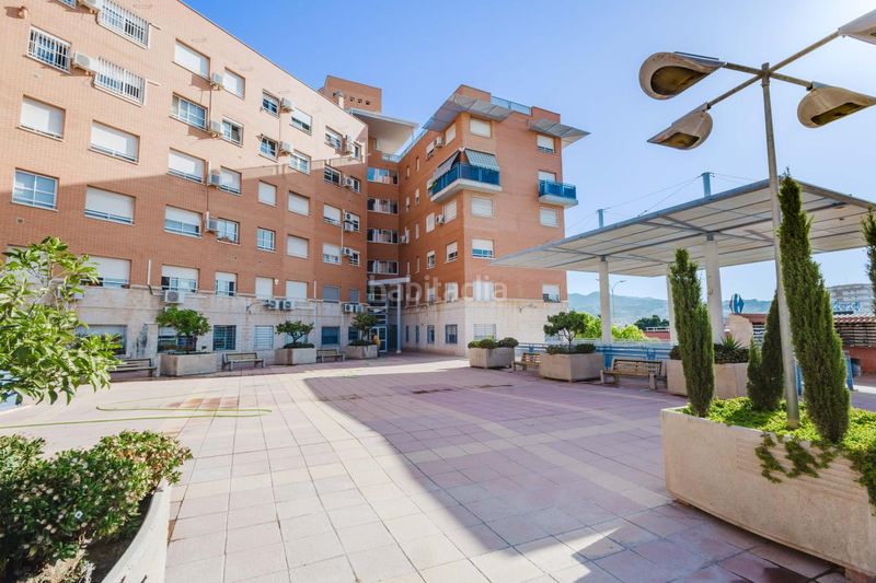 Foto b598642a-bf8a-41ad-87fa-f2ac03cedb90. Pis amb calefacció aparcament piscina a Martiricos - La Roca - La Rosaleda Málaga