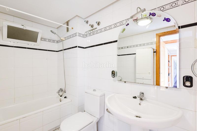 Foto d0c86da7-fef3-48d9-a8e0-fa8968845537. Pis amb calefacció aparcament piscina a Martiricos - La Roca - La Rosaleda Málaga