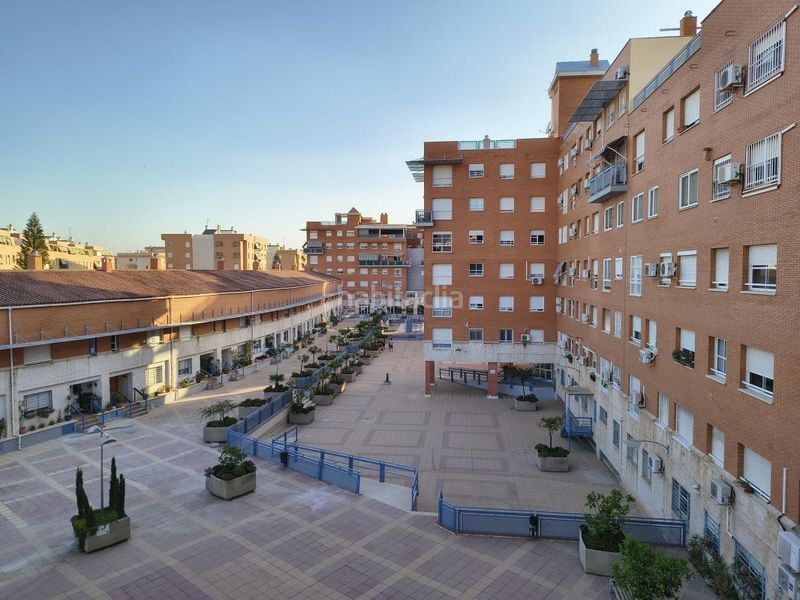 Foto f9feda0c-3dac-402a-999a-63b0189c2691. Pis amb calefacció aparcament piscina a Martiricos - La Roca - La Rosaleda Málaga