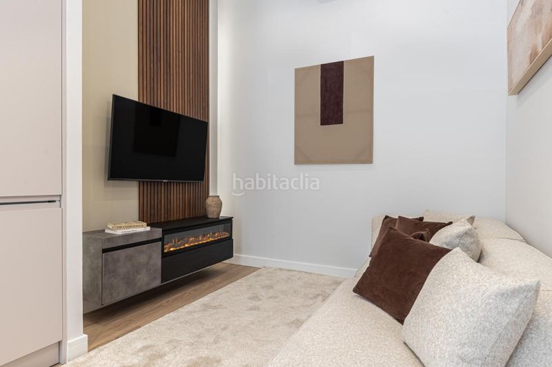 Foto a6be4a64-8f57-4fad-bb9a-096d8d058792. Planta baixa amb calefacció aparcament piscina a Madrid
