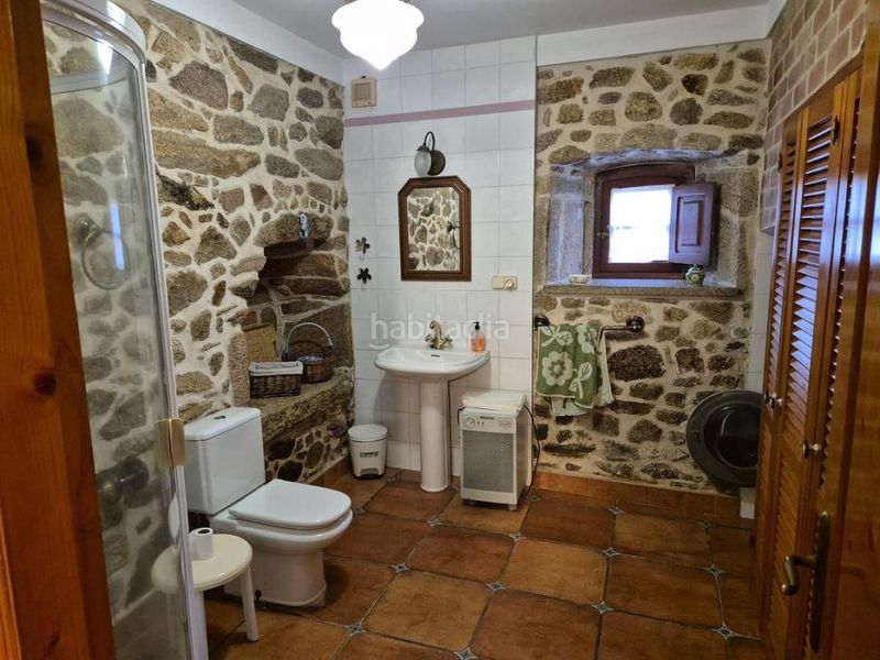 Foto a0558b6b-00bf-4627-a067-ec2ff25e1952. Masia amb calefacció a Área Rural Ferrol