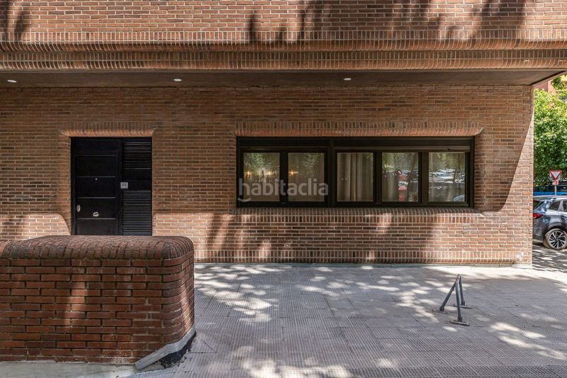 Foto d1261a58-317d-4c96-a3ba-9f73071d3d0f. Planta baixa amb calefacció aparcament piscina a Madrid