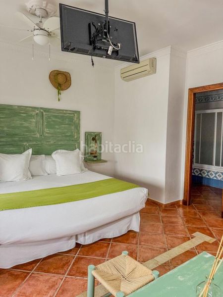 Foto c50c4747-4b6a-4ece-92a3-e5b8f42a1a67. Casa amb calefacció aparcament piscina a Algodonales