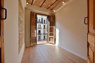 Etagenwohnung  Carrer del consell de cent