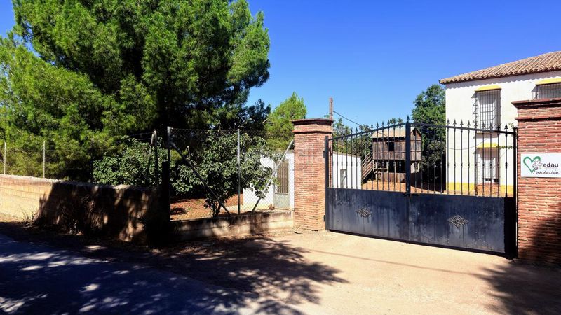 Foto 300aec32-673e-41da-8849-c35f98bd7576. Masia amb calefacció aparcament piscina a Zona de la Vega Antequera