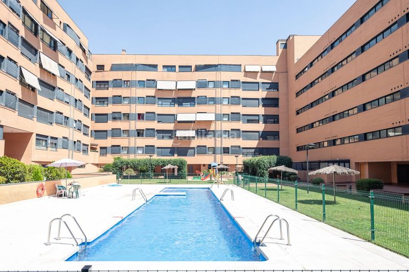 Foto 5fb88f9f-c843-4920-9bc0-3f825650b5ec. Àtic amb calefacció aparcament piscina a Rejas Madrid