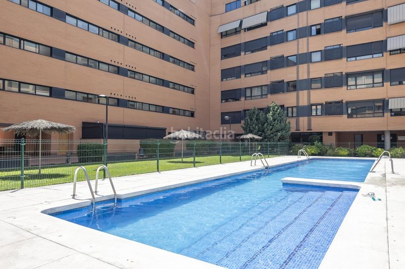 Foto a21538e7-2298-4171-95a7-bc0014805753. Àtic amb calefacció aparcament piscina a Rejas Madrid