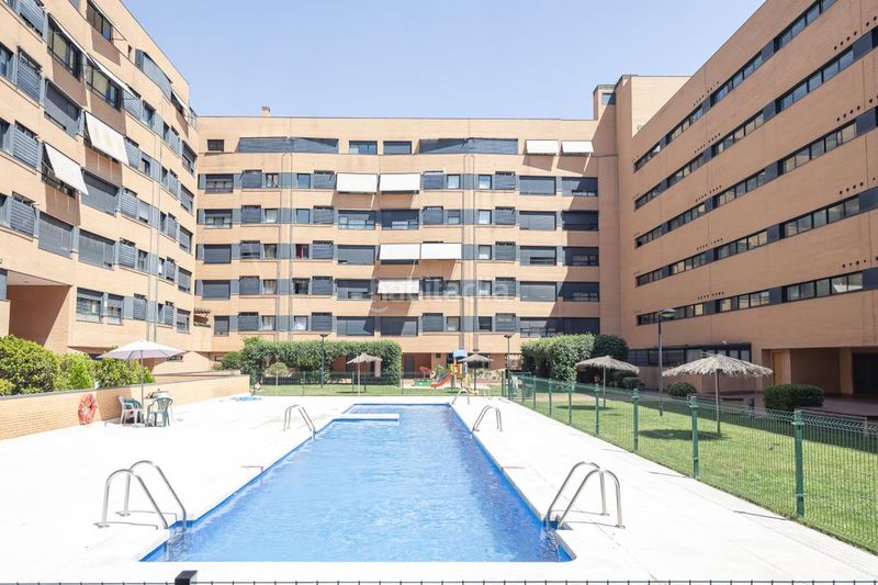 Foto a5ff71e6-f978-4334-bd25-6ab2e4e879aa. Àtic amb calefacció aparcament piscina a Rejas Madrid