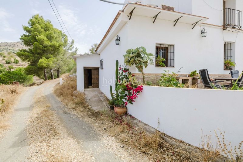 Foto 28c278e5-9bed-427e-8066-14bc03f1f404. Casa amb calefacció aparcament a alegría de la huerta- jardín de Málaga Málaga