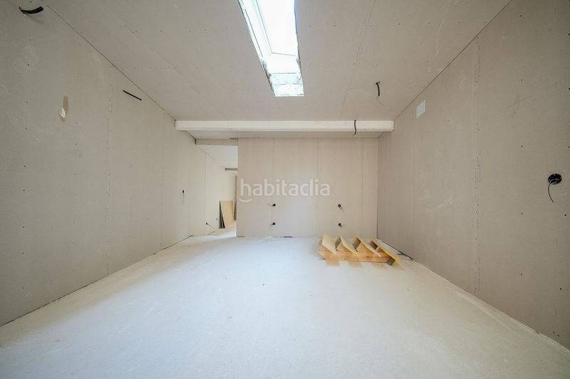 Foto d07cf77d-6440-42e0-92fe-90ced743401f. Pis amb calefacció a Guindalera Madrid