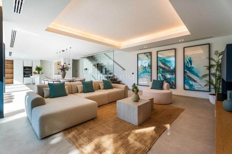 Foto 5acc2527-e7d7-4457-9998-4efa9c5df128. Casa amb calefacció aparcament piscina a reserva de Marbella Marbella