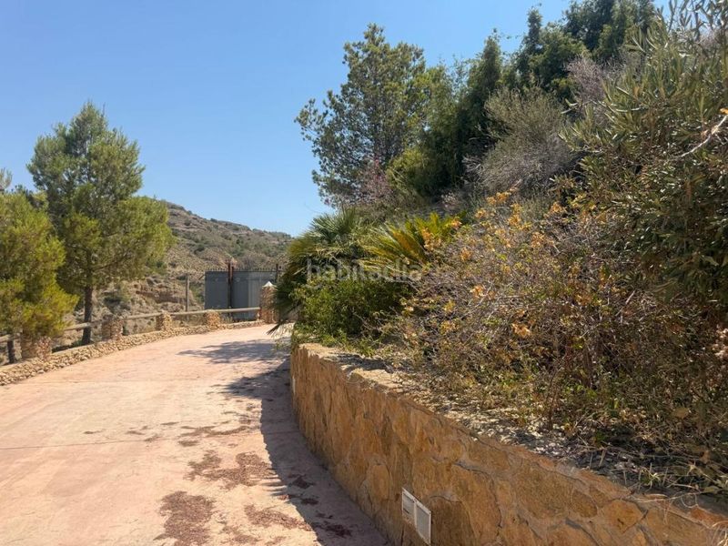 Foto 5418d67f-ecec-4e7e-8345-740d49ce578c. Casa amb calefacció aparcament a Abanilla
