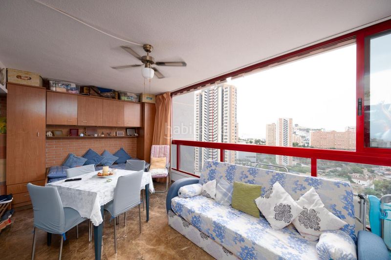 Foto ad4f8359-2518-4bd2-b8d2-86161833d061. Pis amb calefacció piscina a Playa Poniente Benidorm