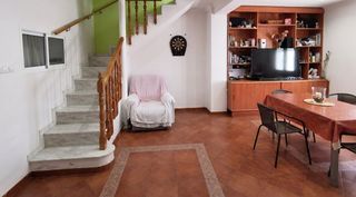 Casa adossada a Calle Teruel