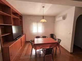 Casa adossada a Calle Teruel