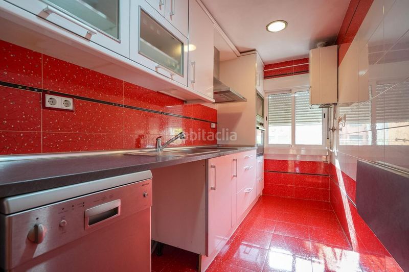 Foto b29c853f-3ac7-4bd6-9254-3986633c0bae. Pis amb calefacció a Colina Madrid