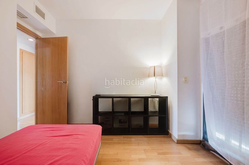 Foto 288c8837-b989-4da7-adbe-a9fa7262b3e1. Pis amb calefacció aparcament piscina a La Pañoleta Camas